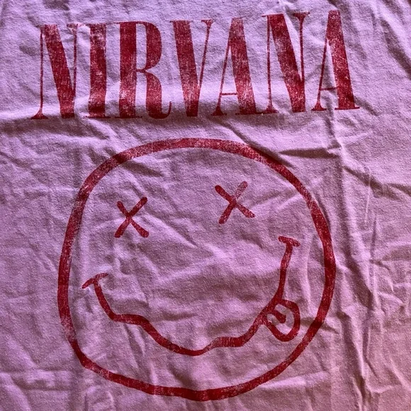 Nirvana Smiley Face Tshirt 2XL XXL Pink Iconic Band Tee Grunge Distressed Ripped - Picture 4 of 9